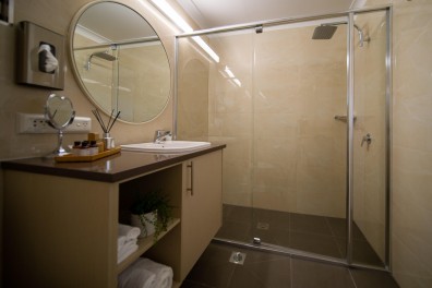Deluxe Spa Bathroom